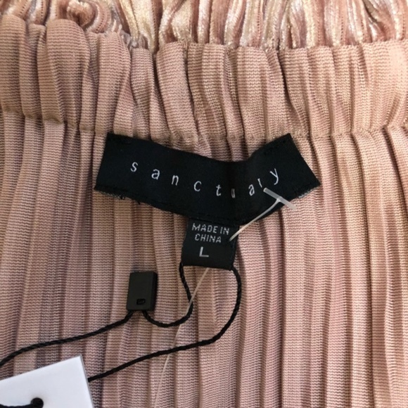 🎉CCO Anthro pleated off shoulder velvet blouse - Picture 5 of 6